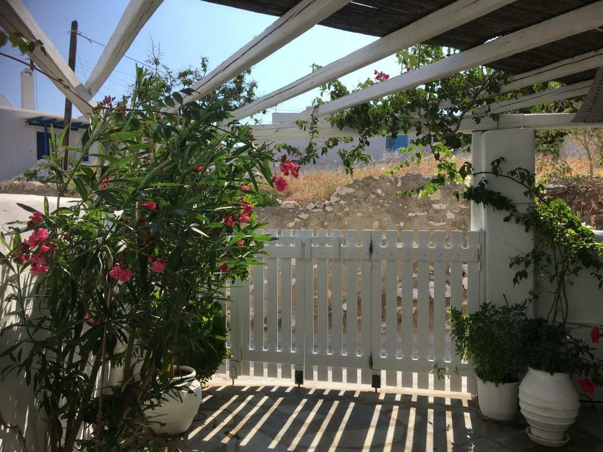 Вилла Lydia'S Charming House In Naoussa Экстерьер фото